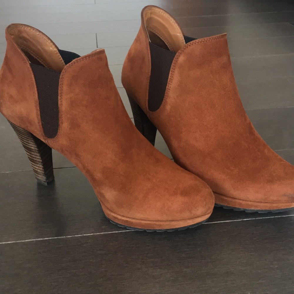 Paul Green suede booties